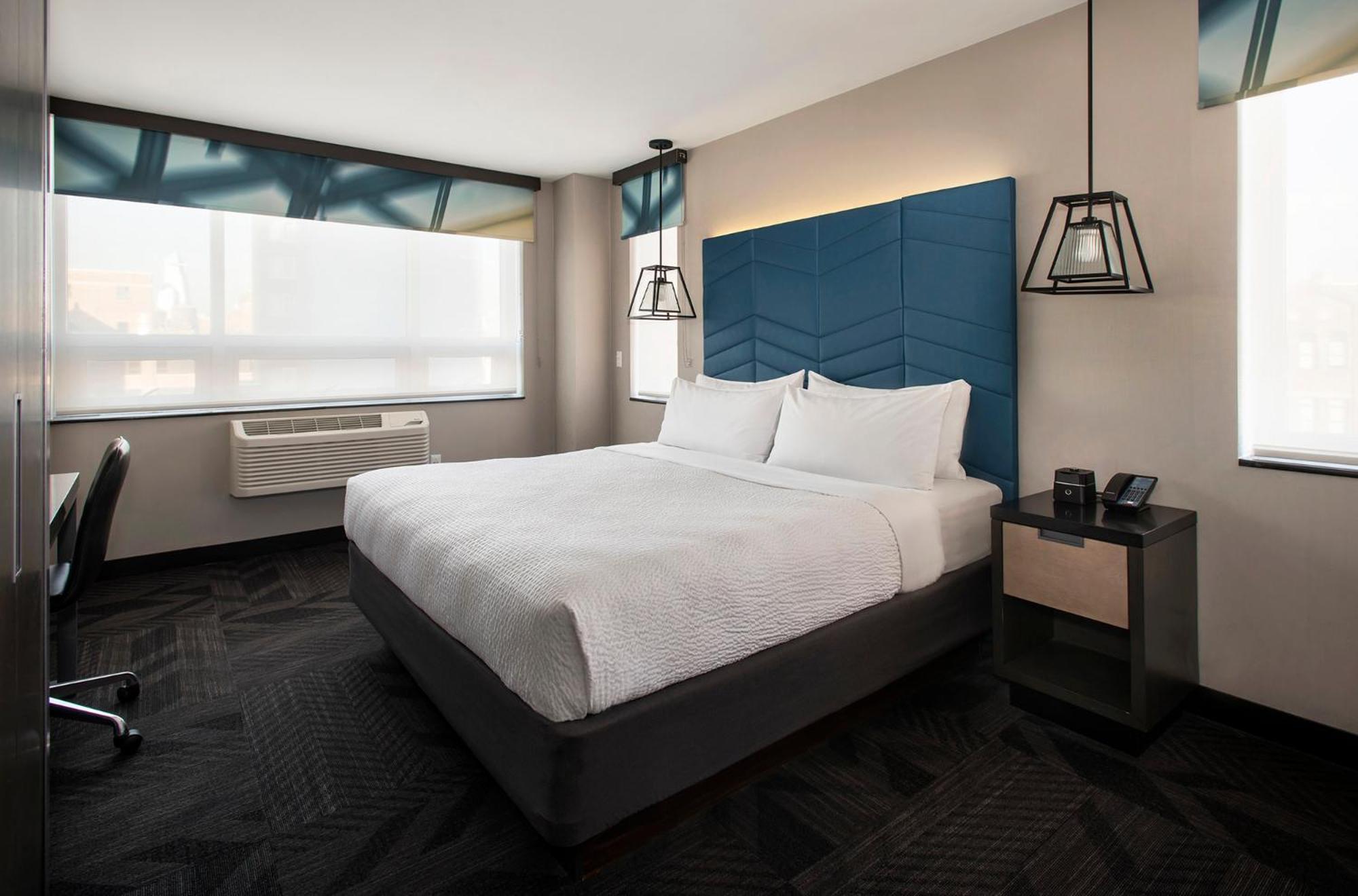 Four Points By Sheraton Manhattan Soho Village Ню Йорк Екстериор снимка